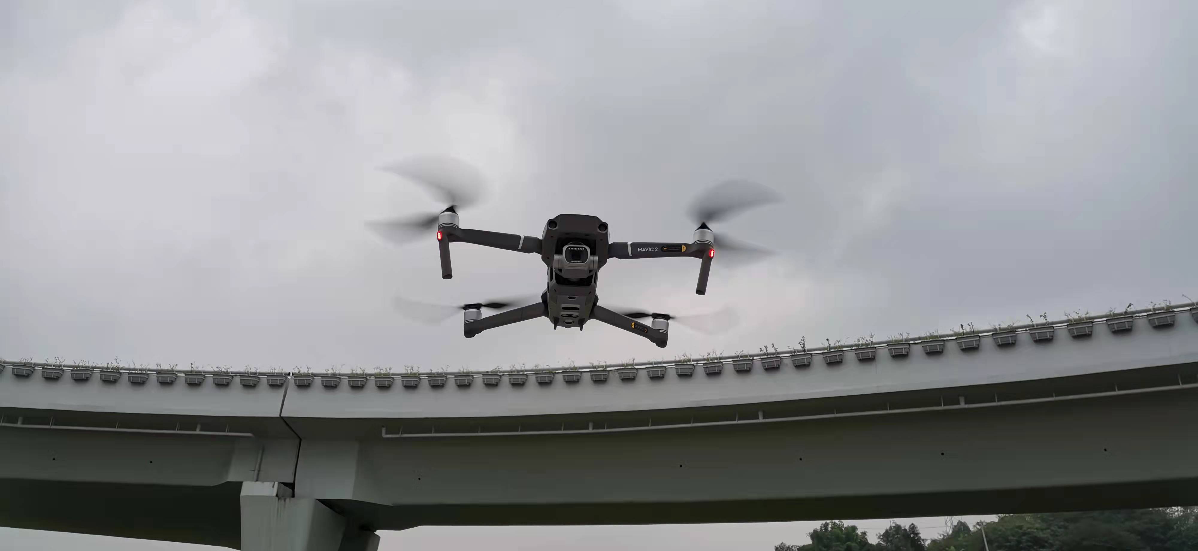 無(wú)人機高空巡檢常態(tài)化，助力城市管理精細化